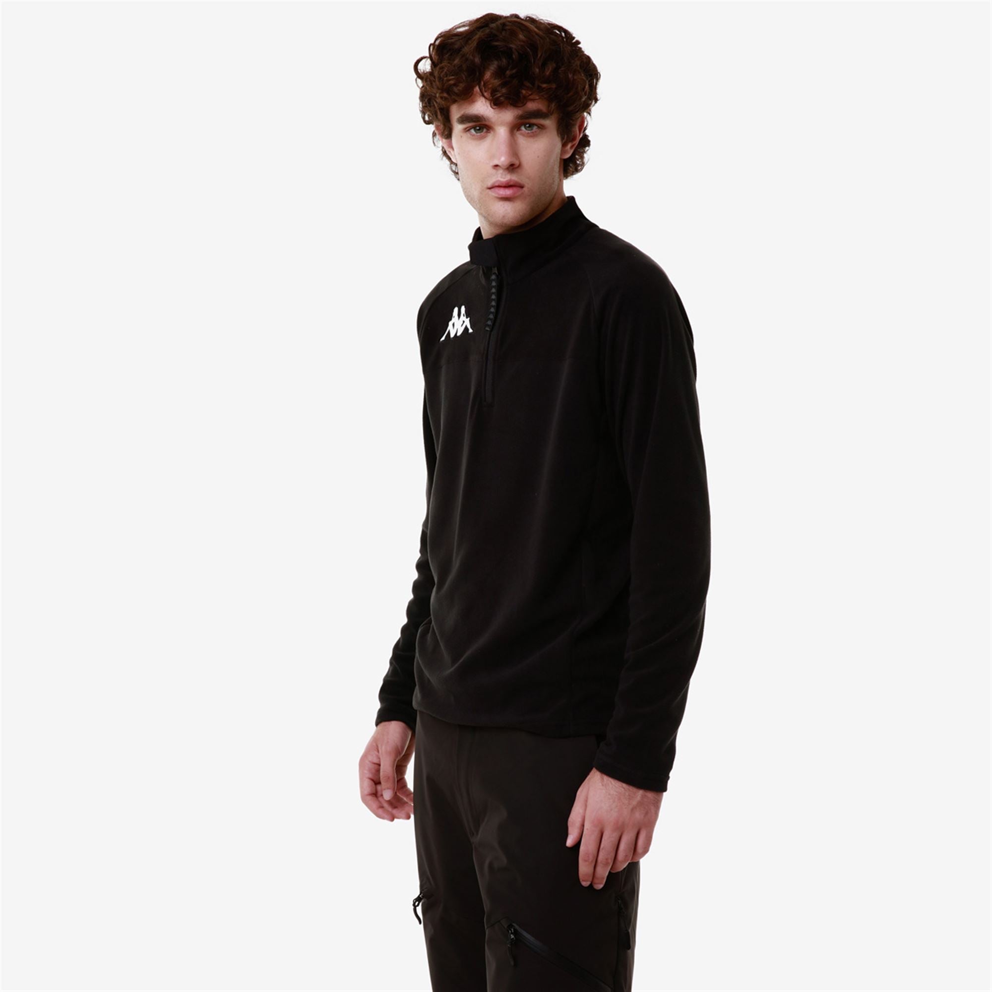 6CENTO 687B Black | Kappa US